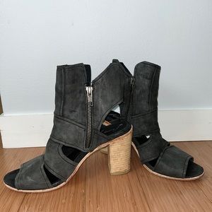 FREE PEOPLE heeled sandals